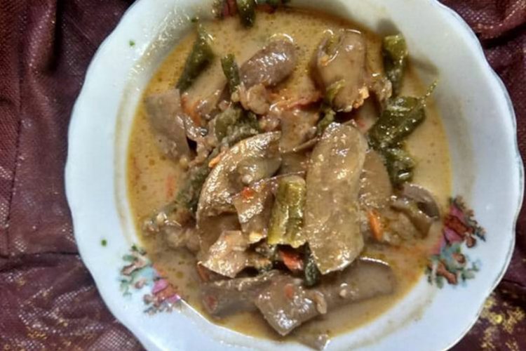 Lodoh Koro Pedas Warung Lya