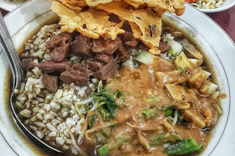 Pecel Rawon Ayu Banyuwangi