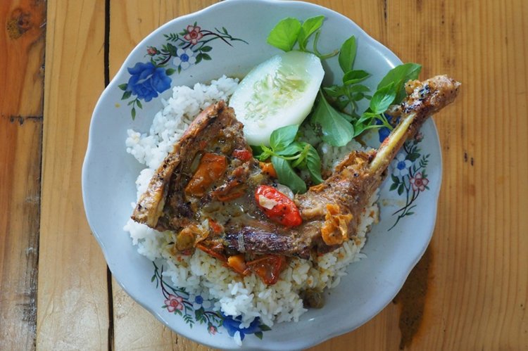 Cari Kuliner Enak di Banyuwangi? 11 Makanan Ikonik Ini Pantang Dilewatkan!