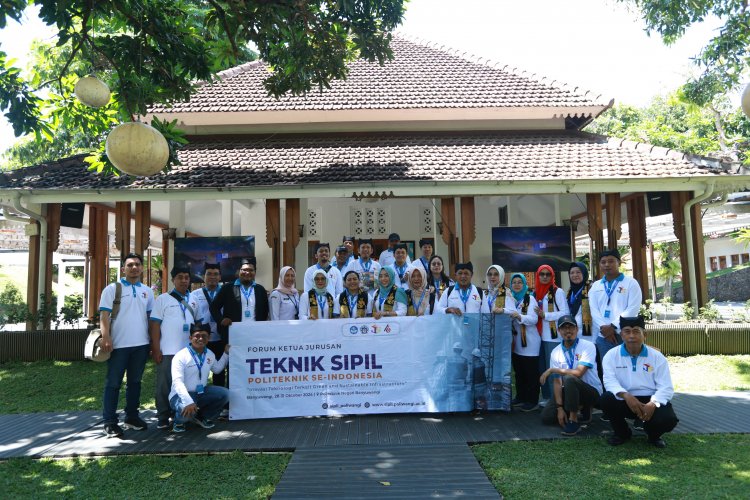Forum Teknik Sipil Politeknik Se-Indonesia Studi Arsitektur Lokal ke Banyuwangi